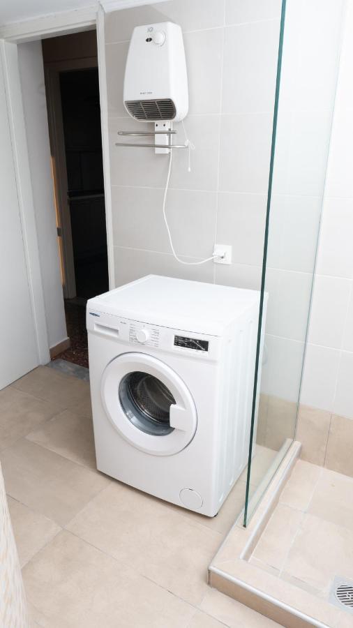 Apartment Bright And Comfortable In Thessaloniki